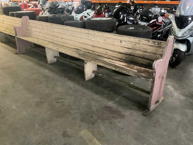 Kerkbank hout - afbeelding 1 van  3