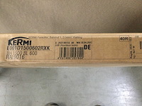 Kermi - e001d1500602rxk - badkamer radiator - afbeelding 3 van  4
