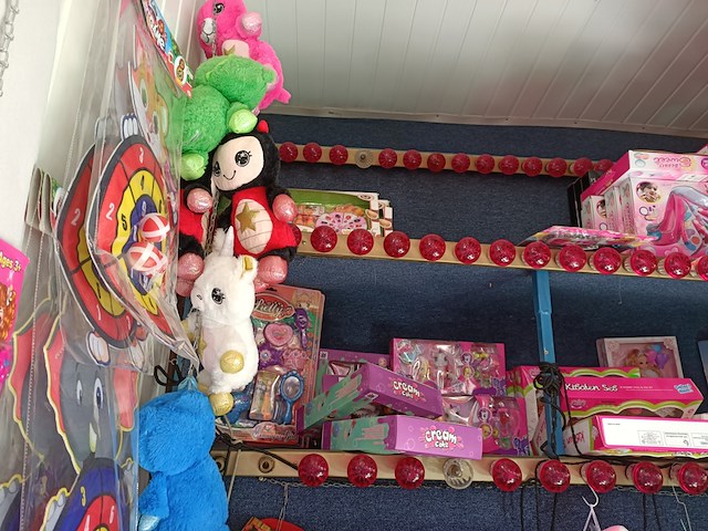 Kermiskraam, prijzenpaleis, touwtje trekken, 1982 - afbeelding 8 van  44