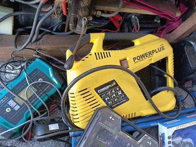 Kermiskraam, prijzenpaleis, touwtje trekken, 1982 - afbeelding 25 van  44