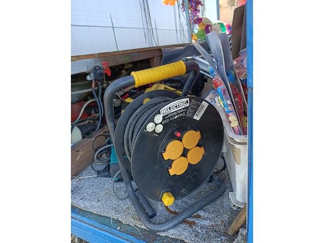 Kermiskraam, prijzenpaleis, touwtje trekken, 1982 - afbeelding 26 van  44