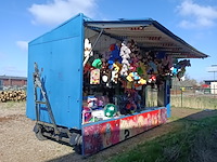 Kermiskraam, prijzenpaleis, touwtje trekken, 1982 - afbeelding 23 van  44