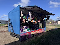 Kermiskraam, prijzenpaleis, touwtje trekken, 1982 - afbeelding 39 van  44