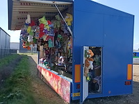 Kermiskraam, prijzenpaleis, touwtje trekken, 1982 - afbeelding 43 van  44