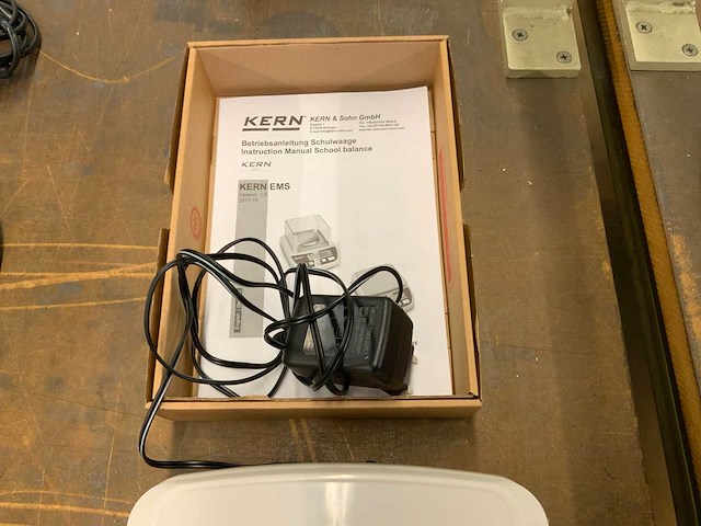 Kern ems 12k1 weegschaal digitaal - afbeelding 5 van  5