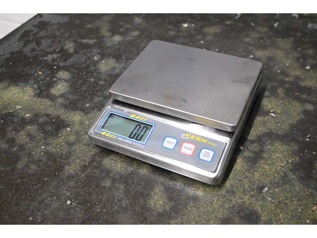 Kern fob 500 1s digitale precisieweegschaal - afbeelding 2 van  3