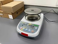 Kern pls 1200-3a precisieweegschaal - afbeelding 1 van  5