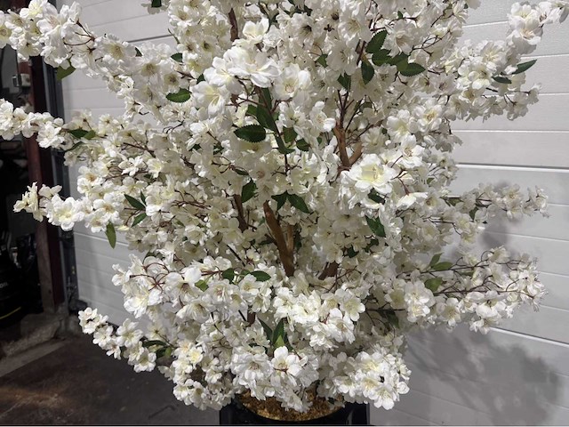 Kersen bloesem kunstboom met pot - afbeelding 5 van  13