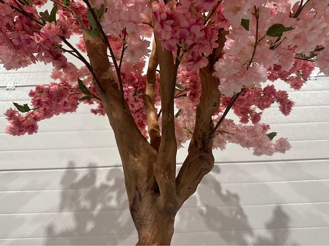 Kersen bloesem kunstboom met pot - afbeelding 5 van  16