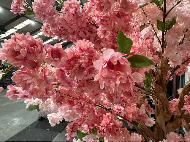 Kersen bloesem kunstboom met pot - afbeelding 16 van  16