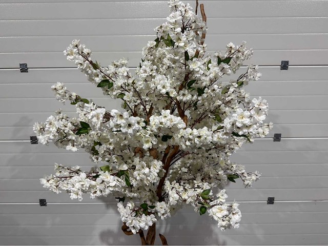 Kersen bloesem kunstboom met pot - afbeelding 11 van  14