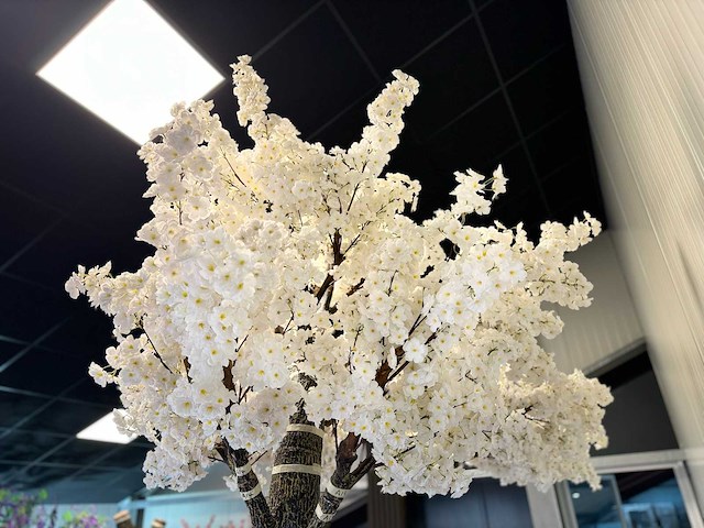 Kersen bloesem kunstboom - afbeelding 3 van  18