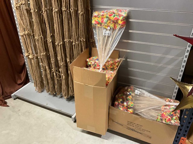 Kerst- & seizoensartikelen - afbeelding 38 van  47