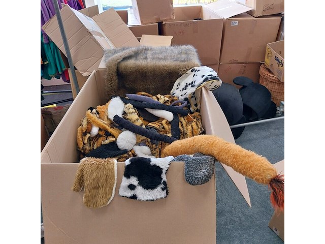 Kerst en sint pruiken baarden stof dierenprint/bont - afbeelding 2 van  5
