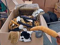 Kerst en sint pruiken baarden stof dierenprint/bont - afbeelding 2 van  5