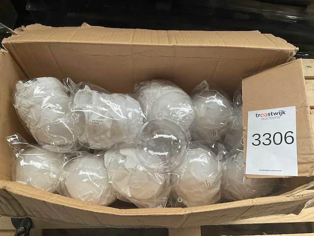 Kerstballen vulbaar doorzichtig (10000x) - afbeelding 1 van  3