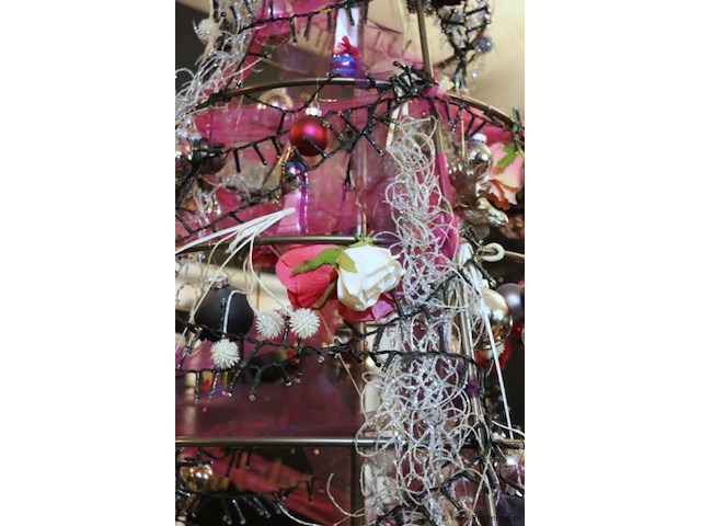 Kerstboom frame incl. kerstdecoratie - afbeelding 3 van  4