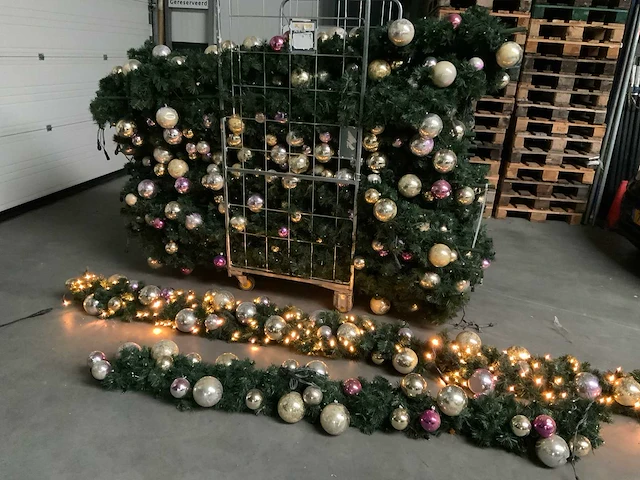 Kerstguirlande elementen - afbeelding 1 van  15