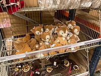 Kerstknuffels en plantenbakjes - afbeelding 5 van  8