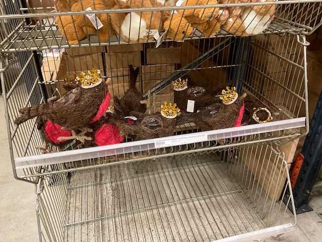 Kerstknuffels en plantenbakjes - afbeelding 6 van  8