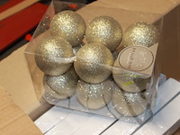 Kerstnballen gold look 1x in ds 19 - afbeelding 3 van  3