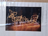 Kerstverlichting, rendier met slee - afbeelding 1 van  4