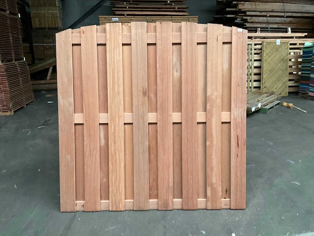 Keruing hardhouten tuinscherm toog geschaafd - 180x180 cm (2x) - afbeelding 1 van  4