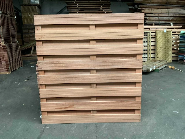 Keruing hardhouten tuinscherm toog geschaafd - 180x180 cm (2x) - afbeelding 2 van  4