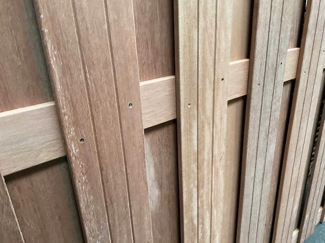 Keruing hardhouten tuinscherm toog geschaafd - 180x180 cm (2x) - afbeelding 3 van  4