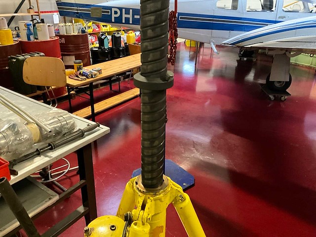 Kes vtoc02 hydraulische luchtvaart krik - afbeelding 5 van  6