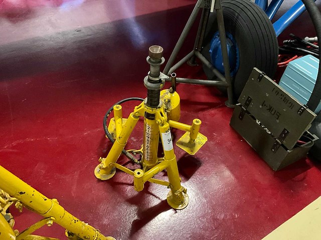 Kes vtoc07 hydraulische luchtvaart krik - afbeelding 1 van  4