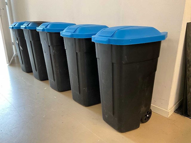 Keter afvalcontainer - 110l (5x) - afbeelding 1 van  2