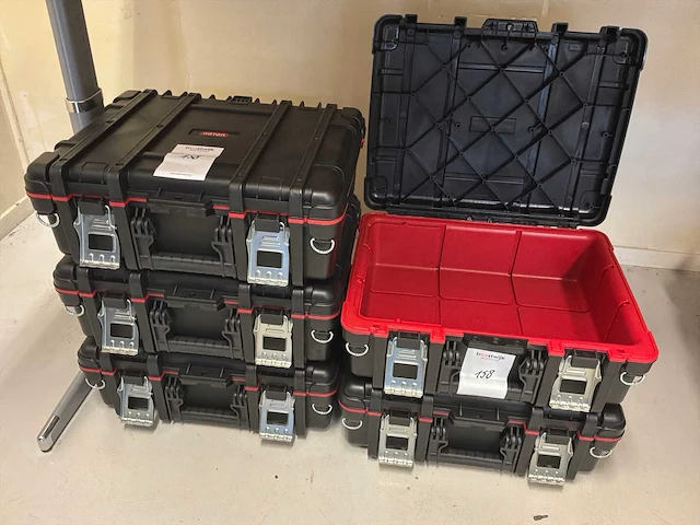 Keter gereedschapkoffer (5x) - afbeelding 1 van  1