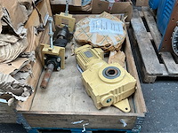 Ketting aandrijfas + reductormotor + divers - afbeelding 2 van  7