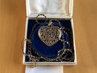 Ketting met hartvorm