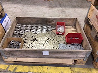 Kettingen en loopwielen - afbeelding 1 van  3