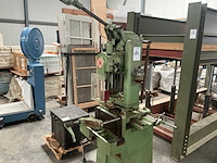 Kettingfreesmachine - afbeelding 1 van  10