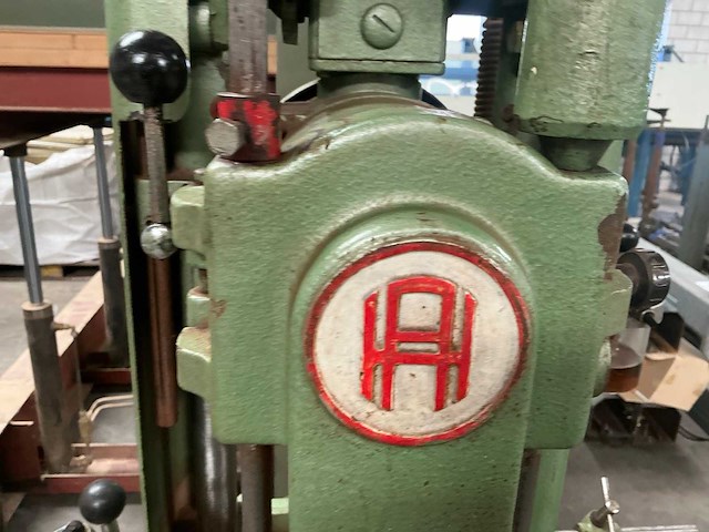 Kettingfreesmachine - afbeelding 9 van  10