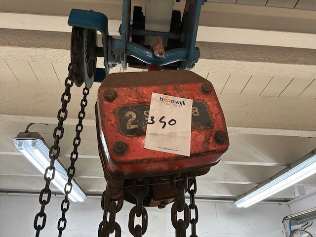 Kettingtakel 2000kg met loopkat - afbeelding 3 van  7