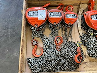 Kettingtakel divers (3x) - afbeelding 1 van  5