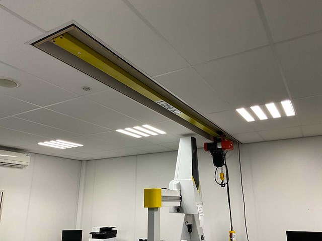 Kettingtakel en kraanbaan - afbeelding 1 van  4