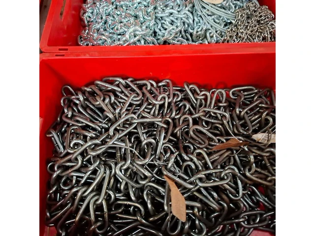 Kettingtakel met diverse stukken ketting - afbeelding 3 van  8