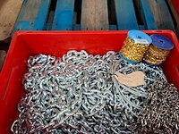 Kettingtakel met diverse stukken ketting - afbeelding 5 van  8