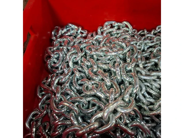 Kettingtakel met diverse stukken ketting - afbeelding 6 van  8