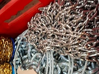 Kettingtakel met diverse stukken ketting - afbeelding 7 van  8
