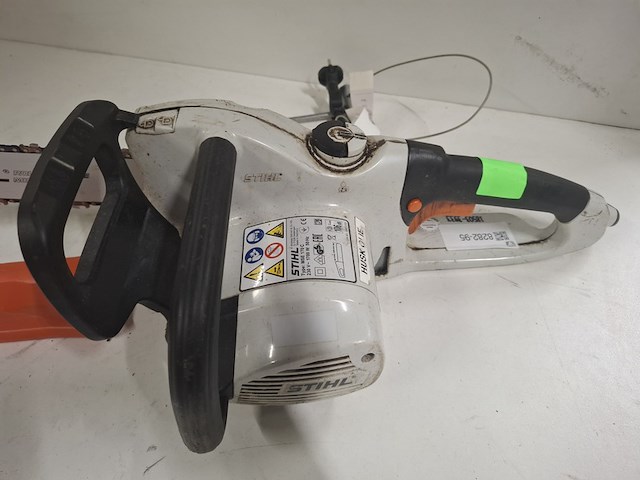 Kettingzaag - 35cm - 230v stihl, mse 170 c-q, bouwjaar 2016 - afbeelding 3 van  6