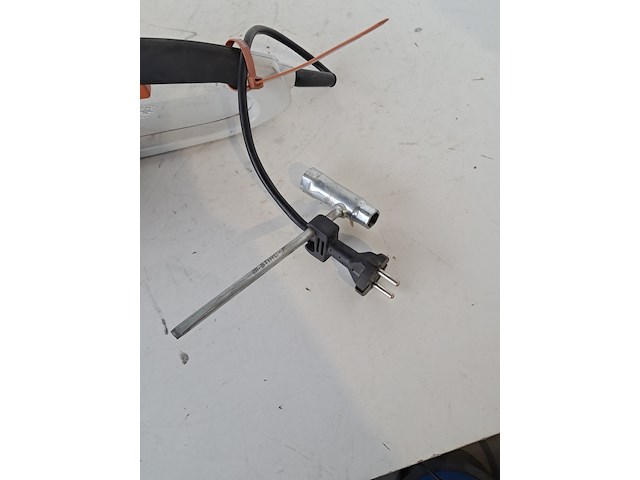 Kettingzaag - 35cm - 230v stihl, mse 170 c-q, bouwjaar 2019 - afbeelding 2 van  10