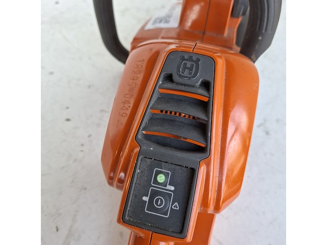 Kettingzaag - 35cm - accu (incl. accu set) husqvarna, 536lixp, bouwjaar 2018 - afbeelding 5 van  6