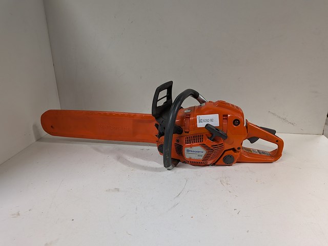Kettingzaag 45cm benzine husqvarna, 555, bouwjaar 2017 - afbeelding 1 van  9