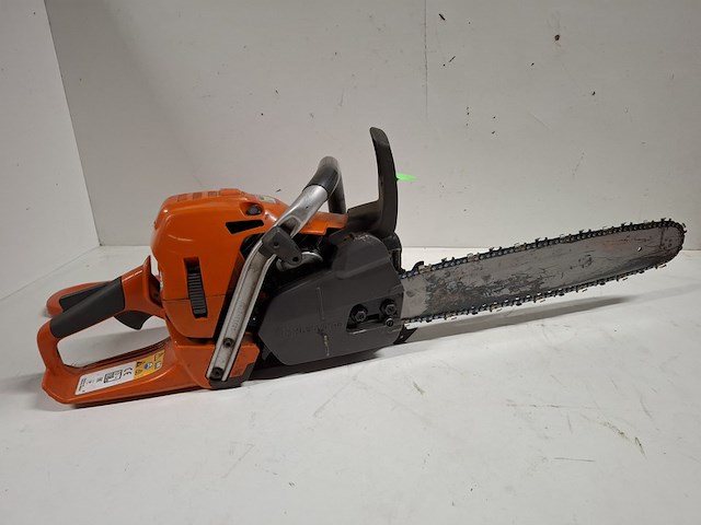 Kettingzaag 45cm benzine husqvarna, 555, bouwjaar 2021 - afbeelding 5 van  6